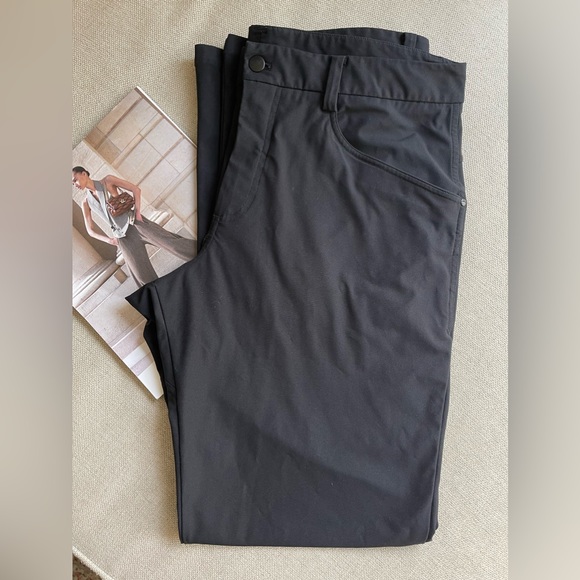 Lululemon ABC Classic Black Pants Size 18x34